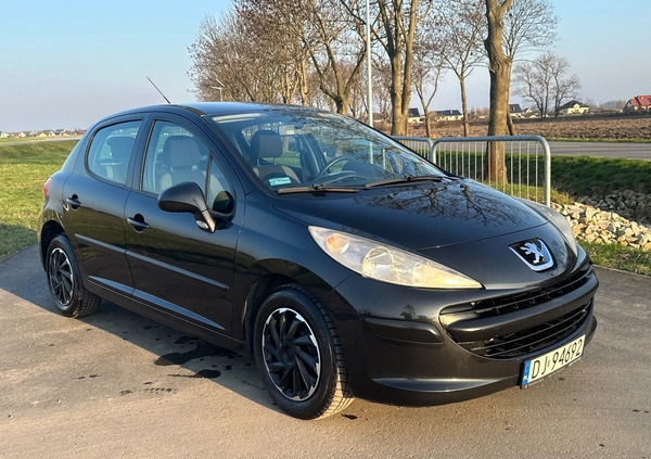 Peugeot 207 cena 10800 przebieg: 170000, rok produkcji 2006 z Wrocław małe 407